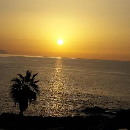 Atardecer En Mesa Del Mar